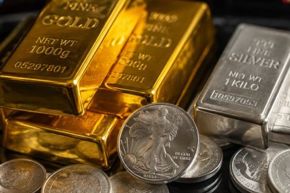 Gold and Silver ETFs Fall 7% on MCX — Buy the Dip?