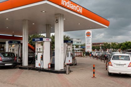 Retail Fuel Access Curbed for Bulk Buyers as ₹39 Gap Triggers Govt Action