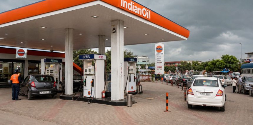 Retail Fuel Access Curbed for Bulk Buyers as ₹39 Gap Triggers Govt Action